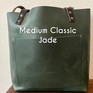 new portland leather • jade medium classic tote